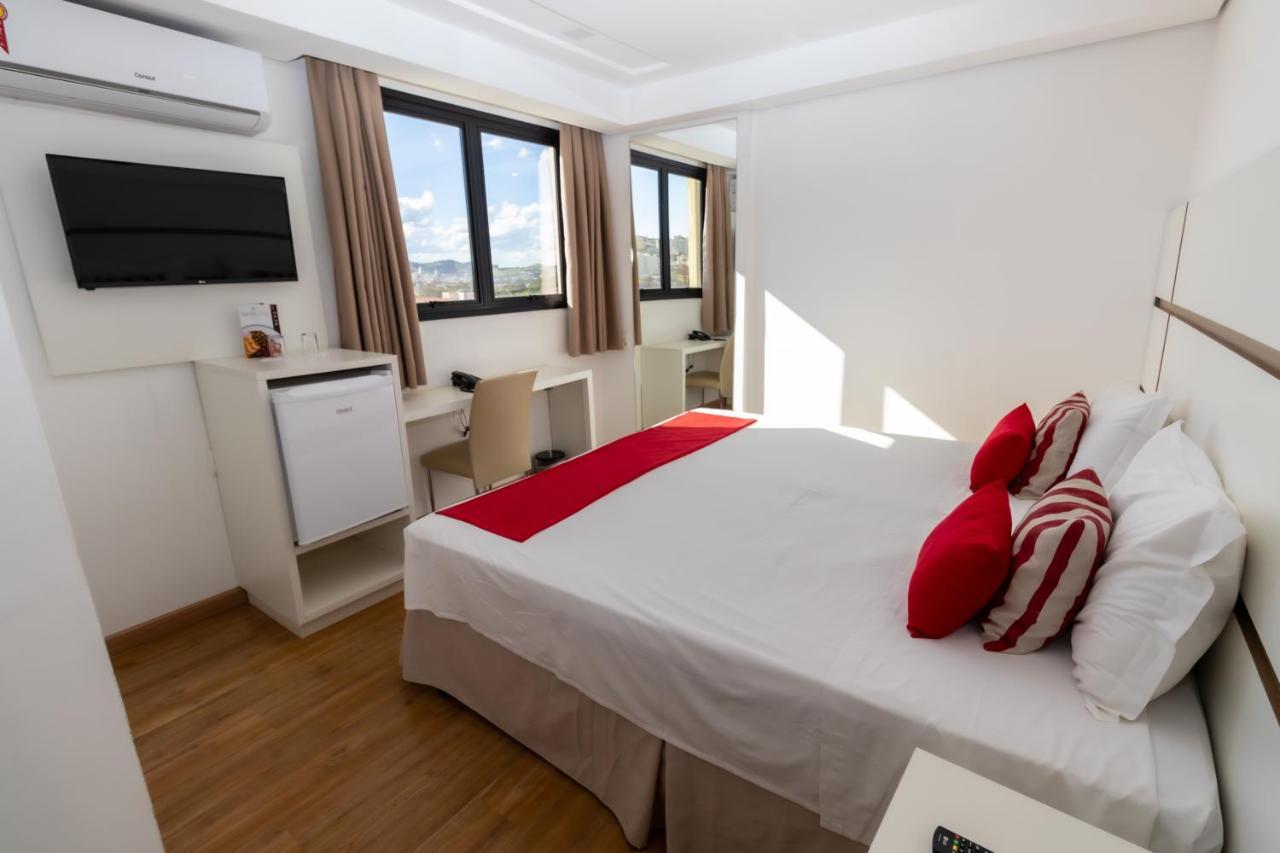 Granlago Hotel Pouso Alegre Buitenkant foto