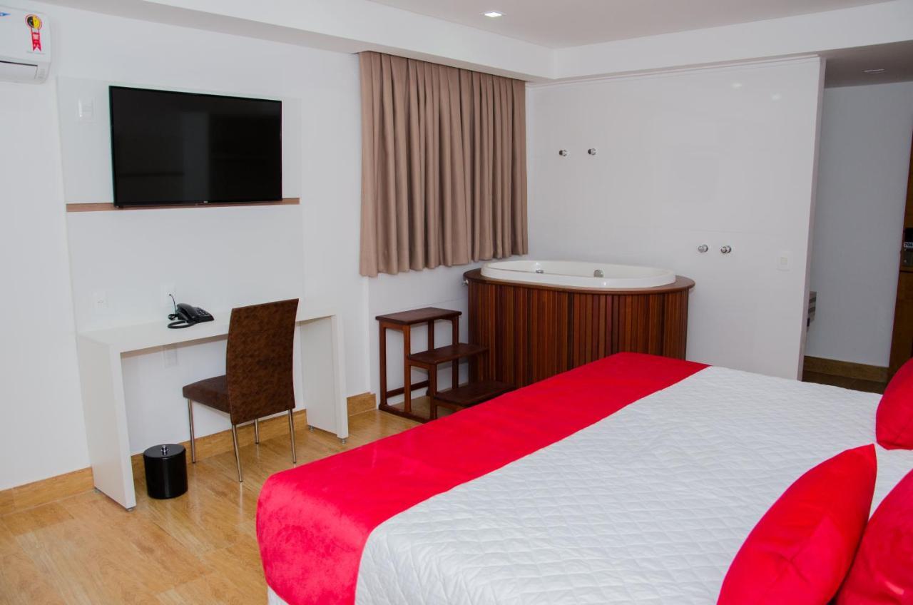 Granlago Hotel Pouso Alegre Buitenkant foto